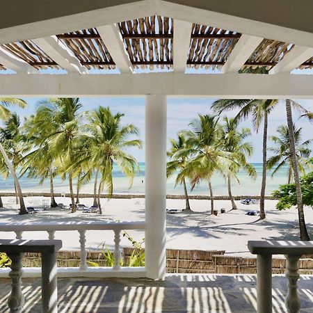 Jacaranda Beach Resort Watamu Esterno foto