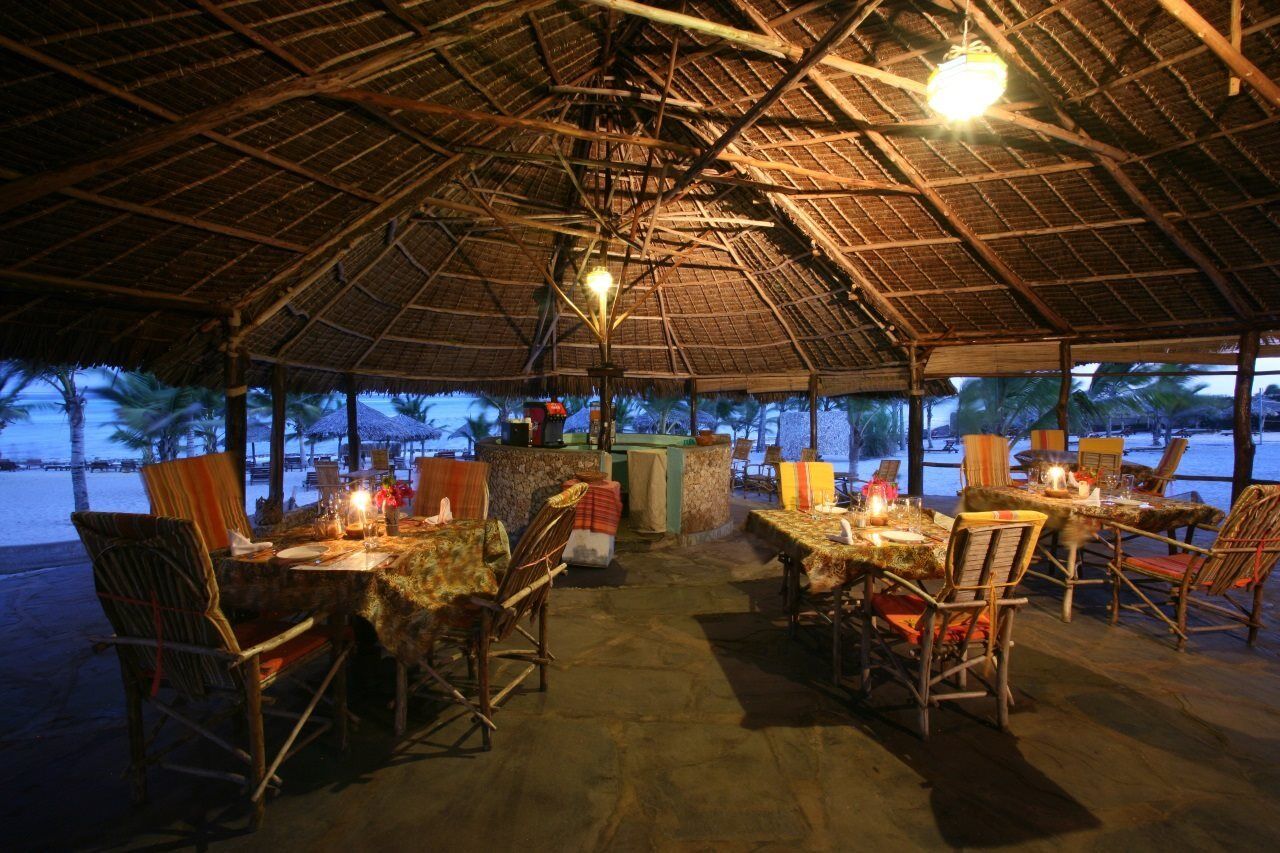 Jacaranda Beach Resort Watamu Esterno foto