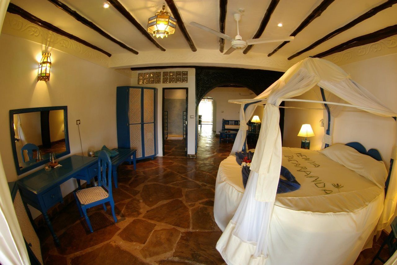 Jacaranda Beach Resort Watamu Esterno foto